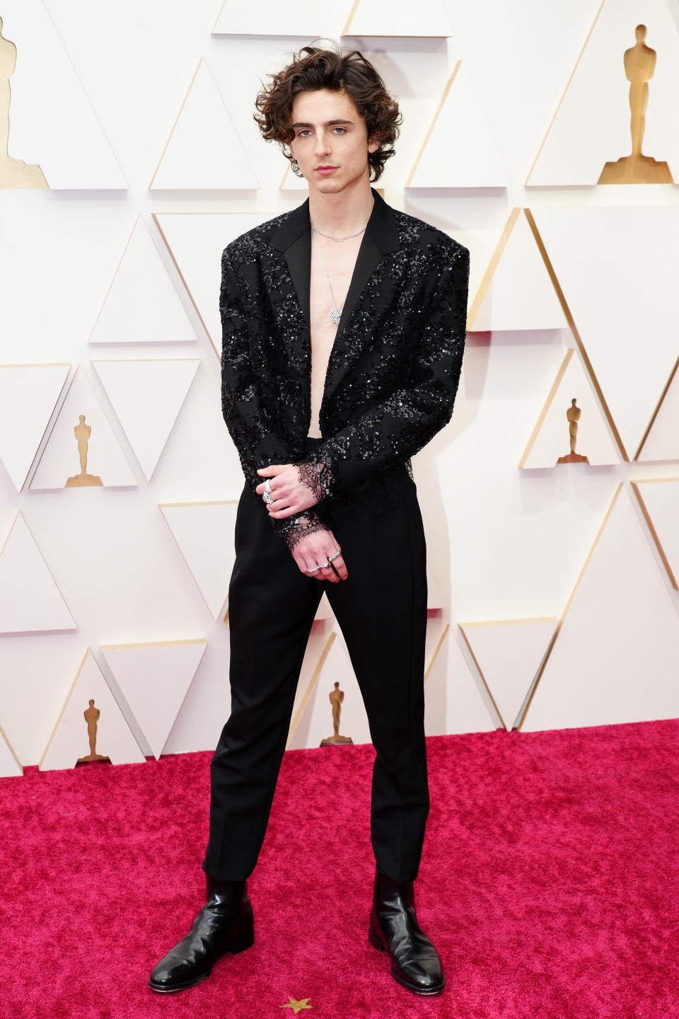 Timothée Chalamet on the 2022 Oscars red carpet. (Getty Images)