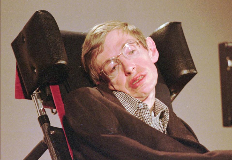 <p>Stephen Hawking, einer der größten Wissenschaftler aller Zeiten, ist tot. Der britische Astrophysiker Stephen Hawking starb im Alter von 76 Jahren am 14. März 2018 friedlich in seinem Haus im britischen Cambridge. (Bild: AP Photo/Craig Fujii-File) </p>