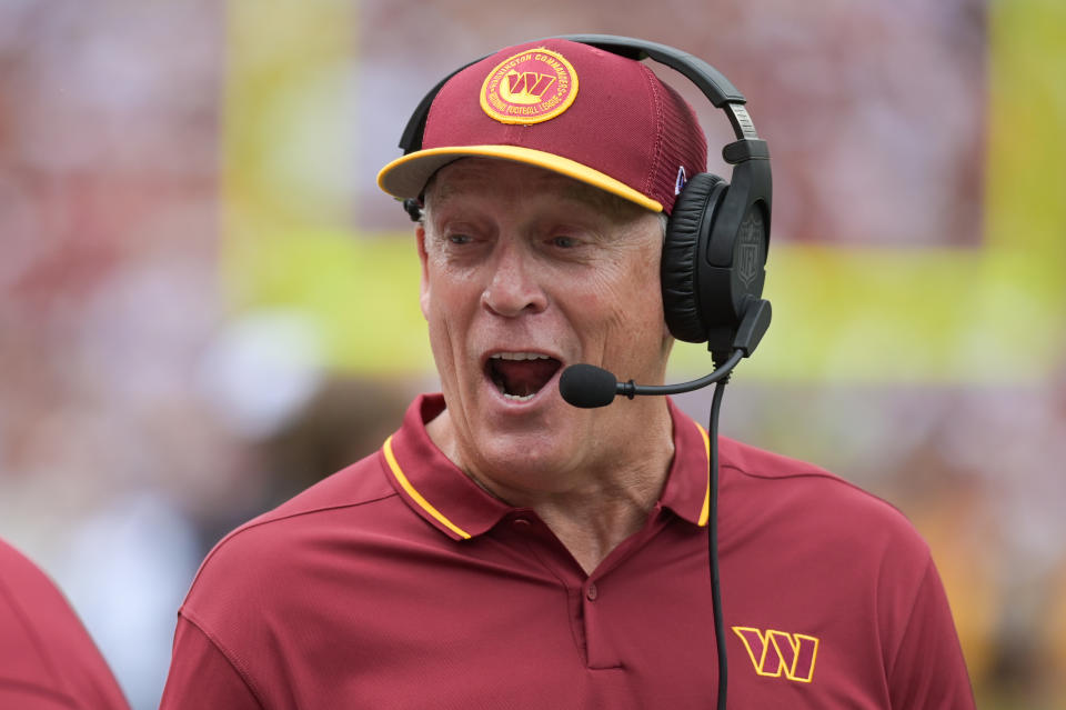 Washington Commanders defensive coordinator Jack Del Rio react during the first half against the <a class="link " href="https://sports.yahoo.com/nfl/teams/arizona/" data-i13n="sec:content-canvas;subsec:anchor_text;elm:context_link" data-ylk="slk:Arizona Cardinals;sec:content-canvas;subsec:anchor_text;elm:context_link;itc:0">Arizona Cardinals</a> at FedExField. Mandatory Credit: Tommy Gilligan-USA TODAY Sports
