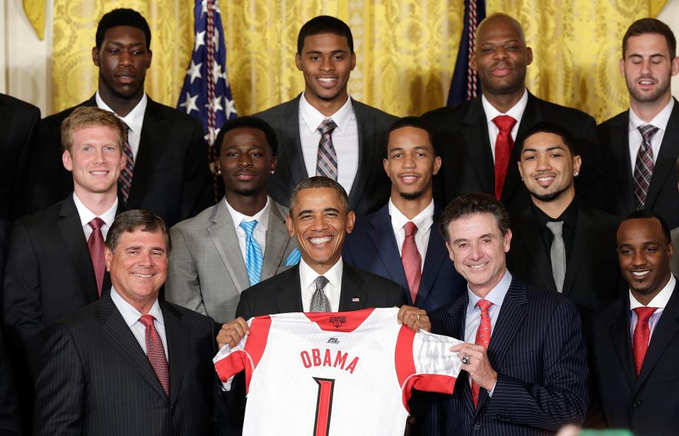 Presenting Obama with a sleeved jersey makes this a perfect 2013 time capsule.