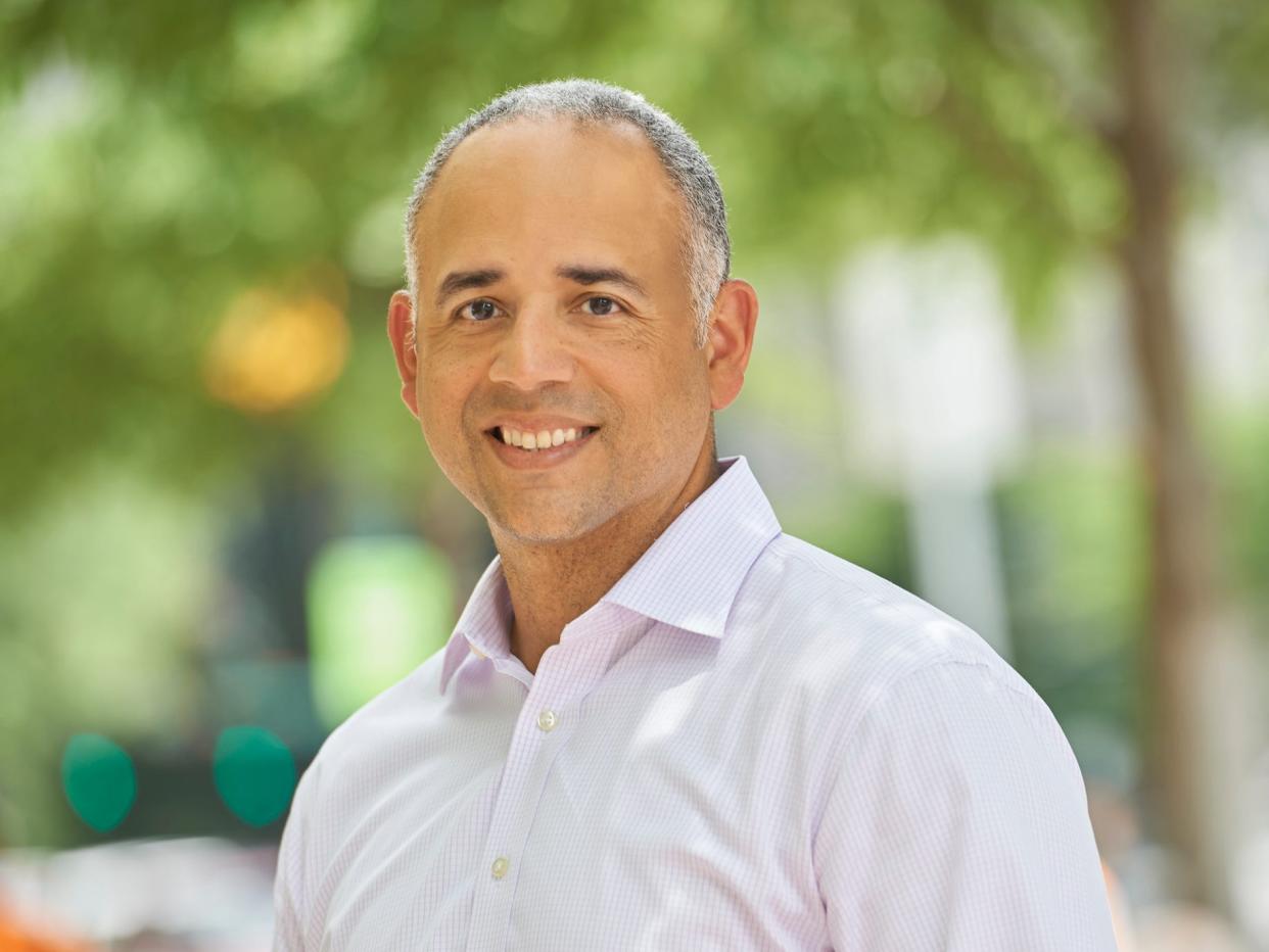 Headshot of Jose Minaya, CEO of Nuveen