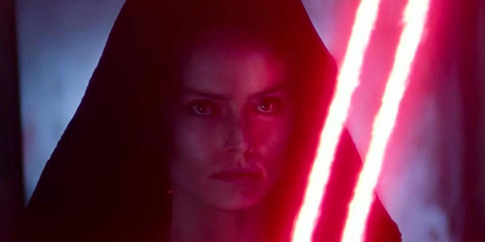 rey red lightsaber close up