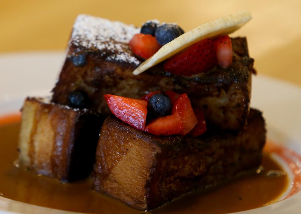 Duice de Leche Toast from the Con Huevos at the Holiday Manor location on July 3, 2019