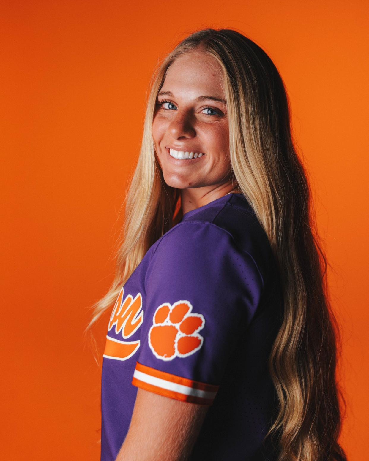 Former South Effingham softball star Alex Brown has transferred from North Carolina to Clemson.