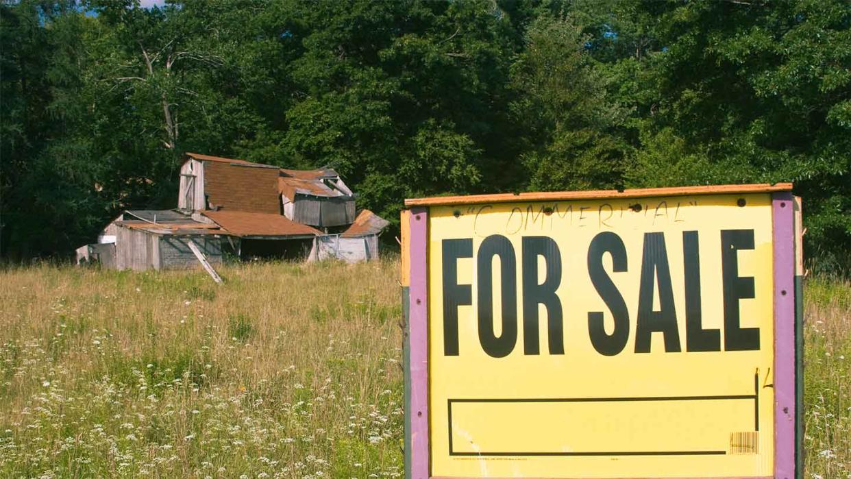 house falling apart. How to sell your house if it's falling apart