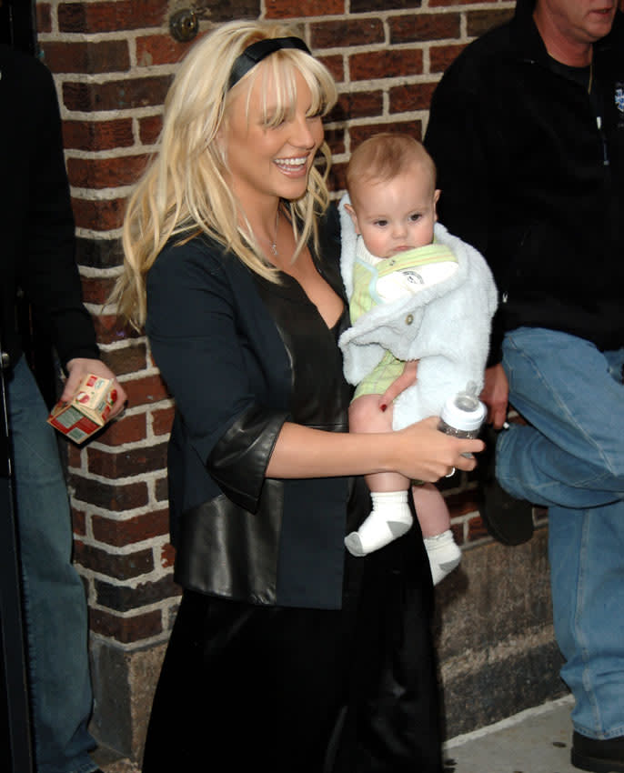 Britney Spears con su hijo Sean Preston
