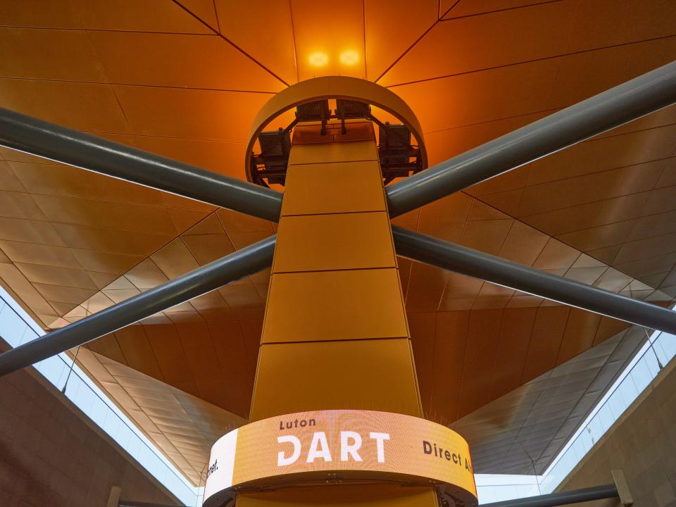The orange ceiling of the Luton DART platform