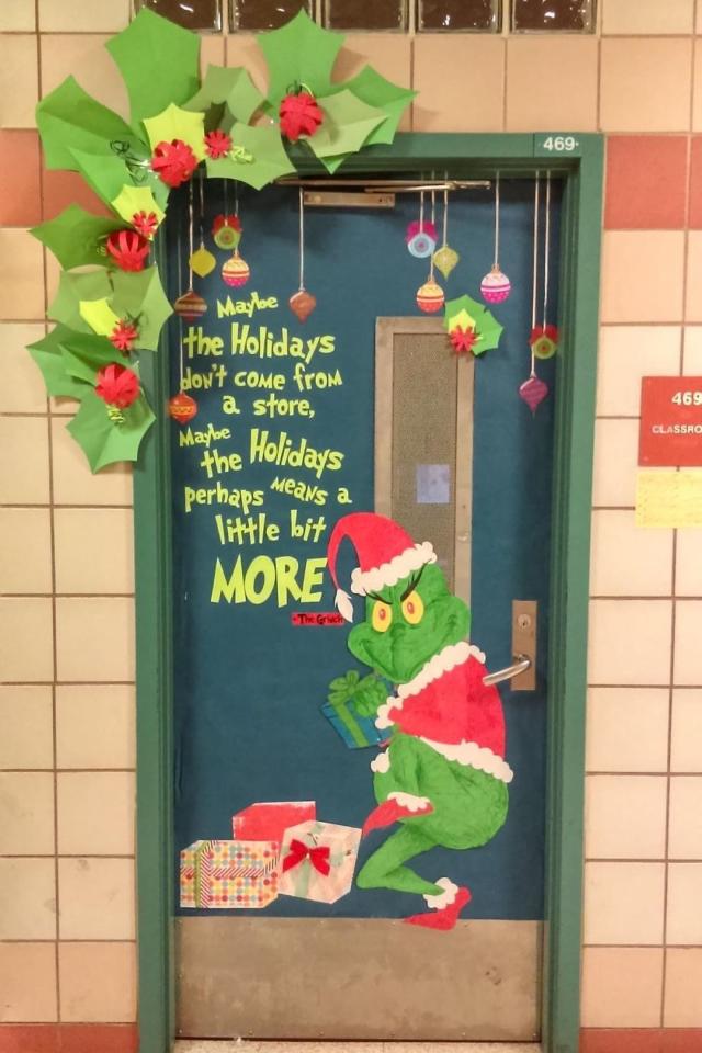 creative christmas door decorating contest pictures