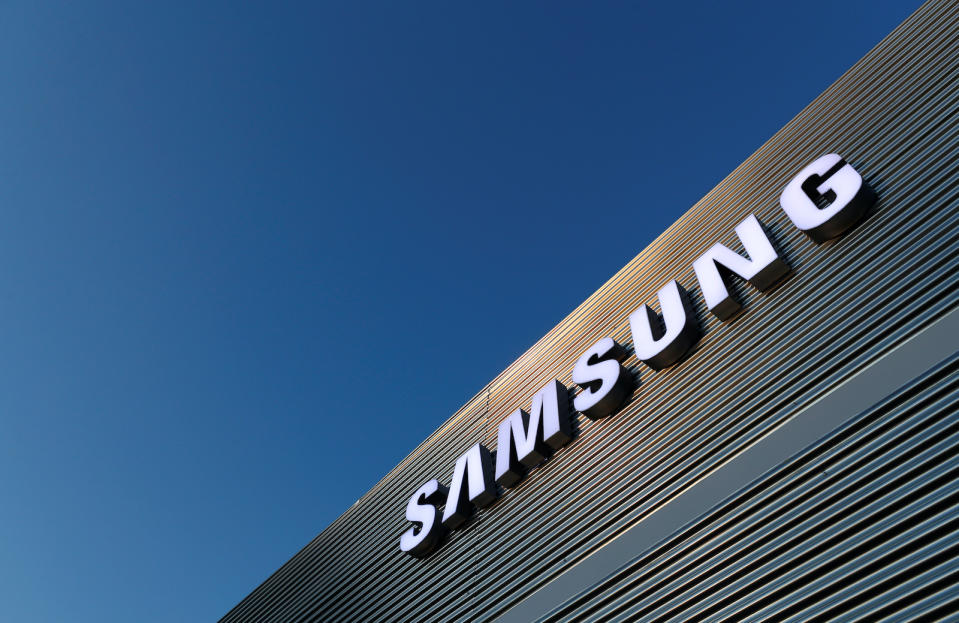 The logo of Samsung is seen on a building during the Mobile World Congress in Barcelona, Spain February 25, 2018. REUTERS/Yves Herman - RC1B340BC810