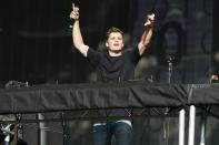 <p>Ingresos de este año: 19,5 millones de dólares<br> El DJ neerlandés Martijn Gerard Garritsen, más conocido como Martín Garrix, tiene solo 21 años pero ya ocupa el número uno en la lista de los 100 mejores DJ’s de la revista DJ Mag’s. Este es su tercer año consecutivo en la lista. Forbes informó que el joven músico ha hecho crecer su fortuna de gira en gira, en los últimos 12 meses ha ofrecido 120 conciertos.<br> (Canadian Press) </p>