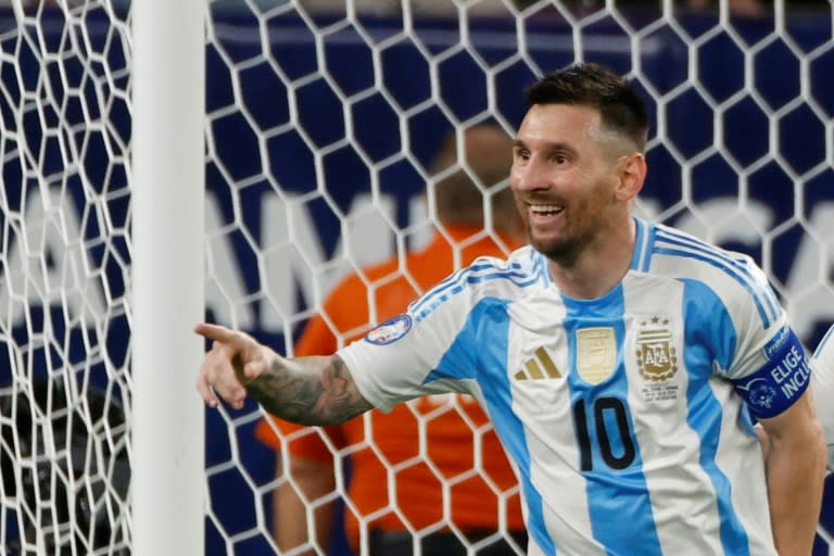 Lionel Messi scored as <a class="link " href="https://sports.yahoo.com/soccer/teams/argentina/" data-i13n="sec:content-canvas;subsec:anchor_text;elm:context_link" data-ylk="slk:Argentina;sec:content-canvas;subsec:anchor_text;elm:context_link;itc:0">Argentina</a> beat <a class="link " href="https://sports.yahoo.com/soccer/teams/canada/" data-i13n="sec:content-canvas;subsec:anchor_text;elm:context_link" data-ylk="slk:Canada;sec:content-canvas;subsec:anchor_text;elm:context_link;itc:0">Canada</a> 2-0 to reach the Copa America final. (EDUARDO MUNOZ)
