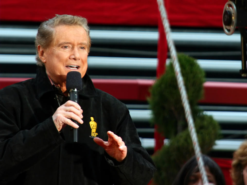 Regis Philbin zählte zu den bekanntesten TV-Persönlichkeiten in den USA. (Bild: egd / Shutterstock.com)