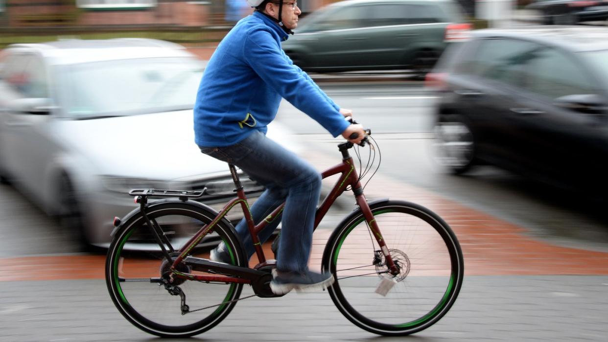 Für schnelle Pedelecs und E-Bikes ist ein Versicherungsschutz notwendig. Foto: Anne-Sophie Galli