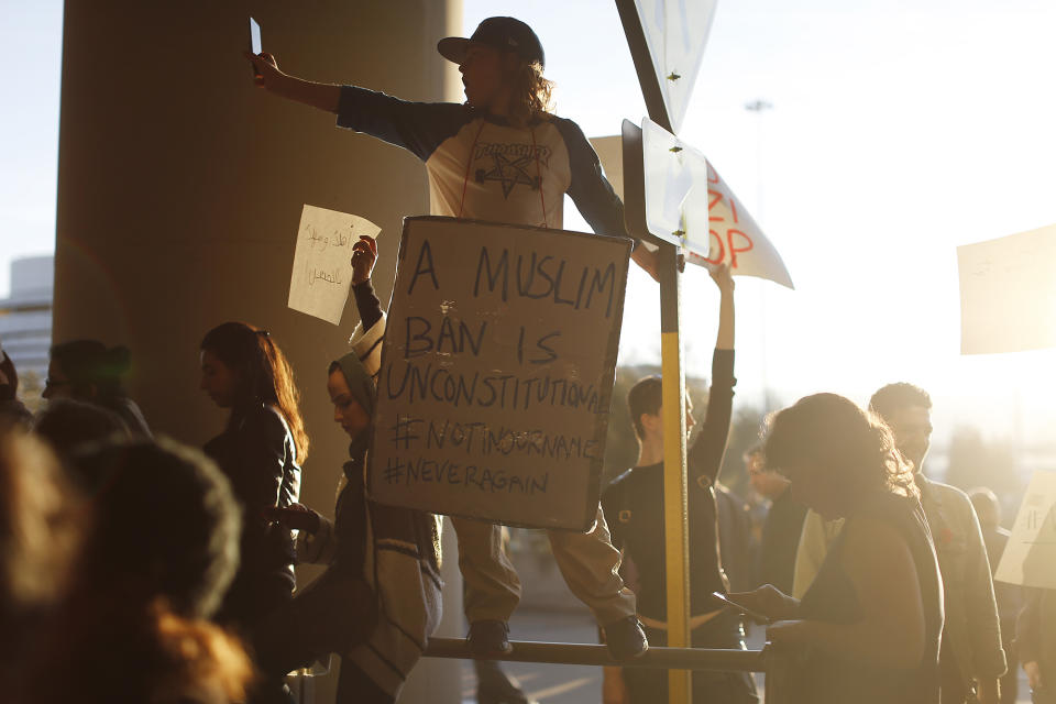 Protests at U.S. airports over travel ban