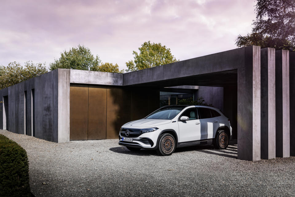 Mercedes EQA crossover EV