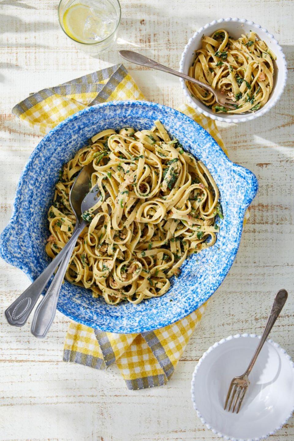 salmon and creamed spinach fettuccini