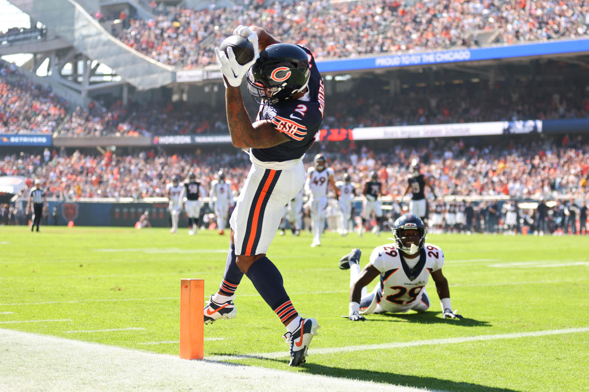 DJ Moore's 'legendary' touchdown gets Bears hyped for future – NBC