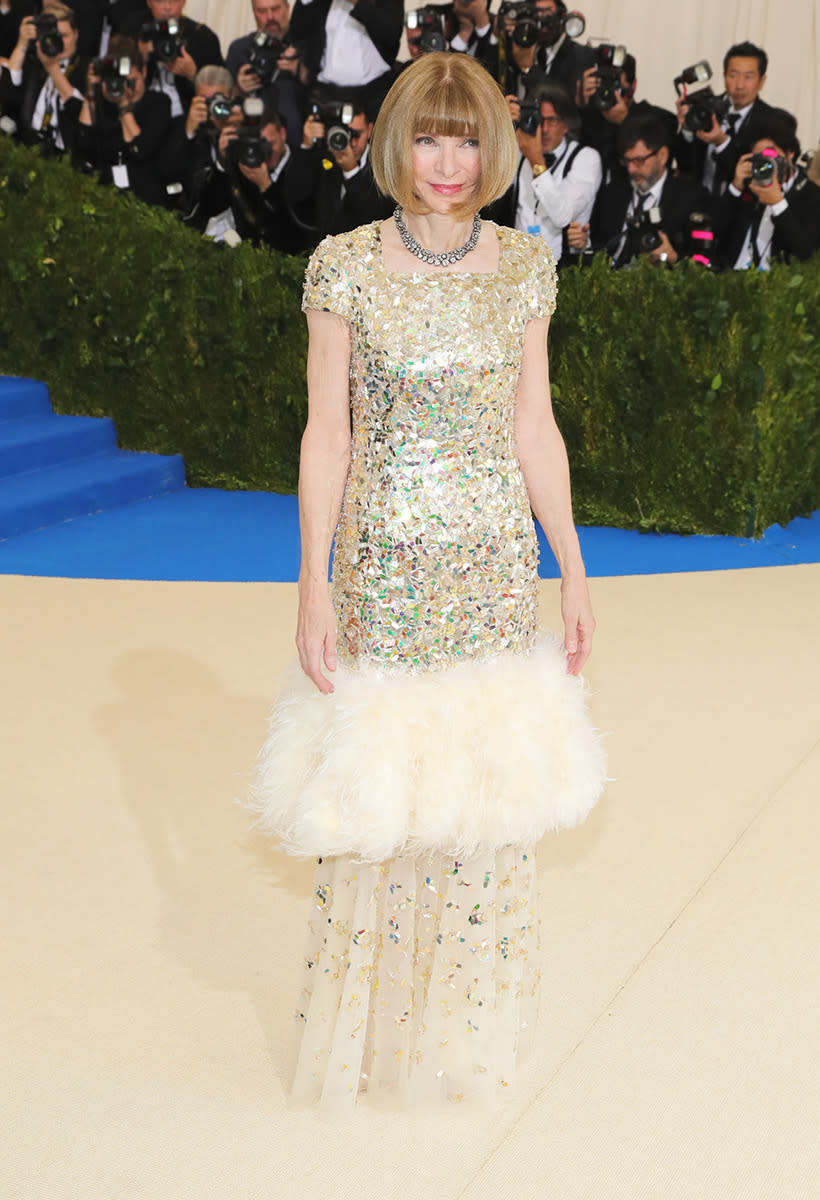 Anna Wintour In Chanel