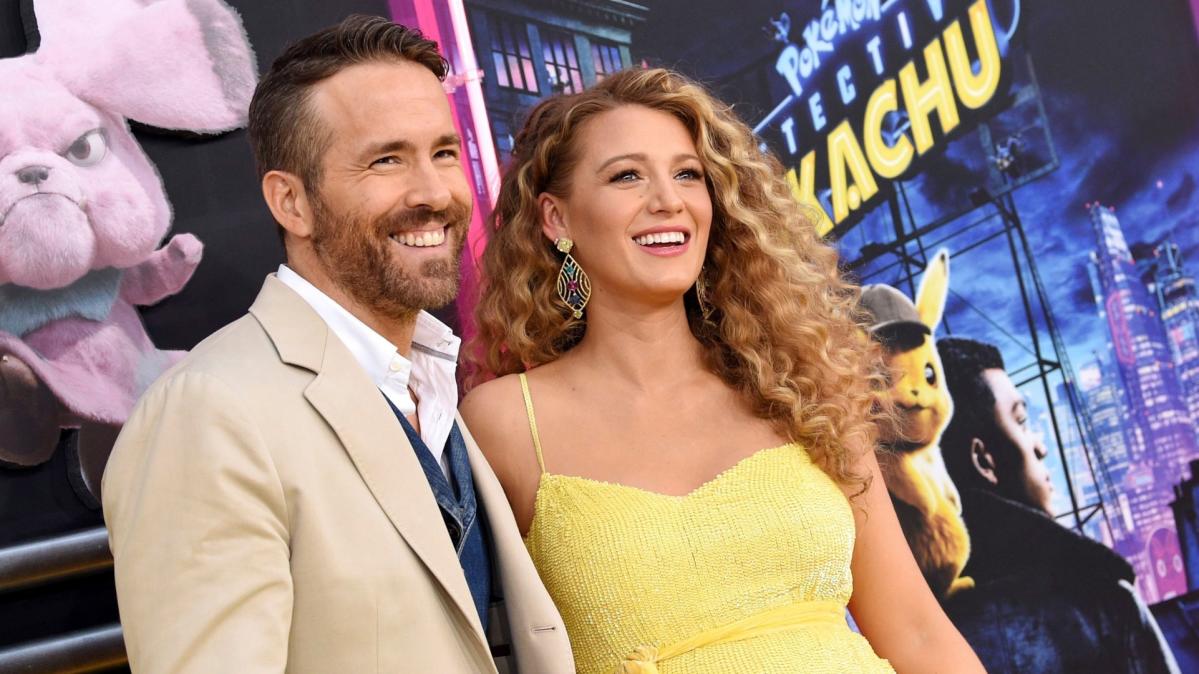 Ryan Reynolds Shared Details Of The Most Romantic Gift Blake Lively Has  Ever Given Him