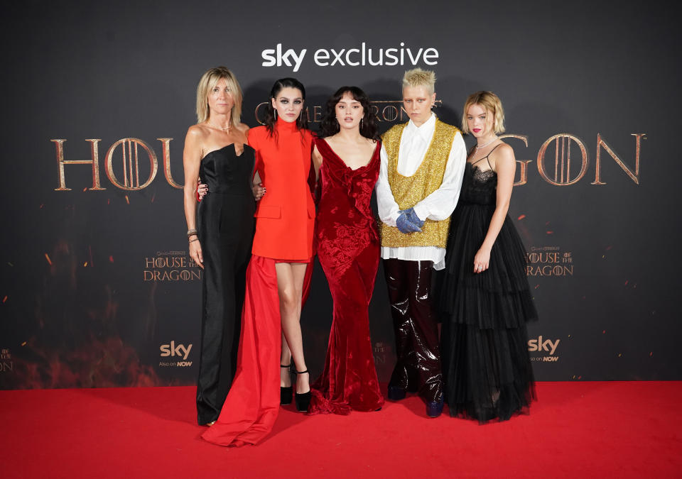 <p>Eve Best, Emily Carey, Olivia Cooke, Emma D'Arcy y Milly Alcock son las actrices protagonistas de 'House of the Dragon' (2022-). La serie llegará a HBO Max el próximo 22 de agosto. (Foto: Ian West / Getty Images)</p> 