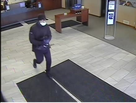 Pleasant Prairie bank robbery suspect Wisconsin