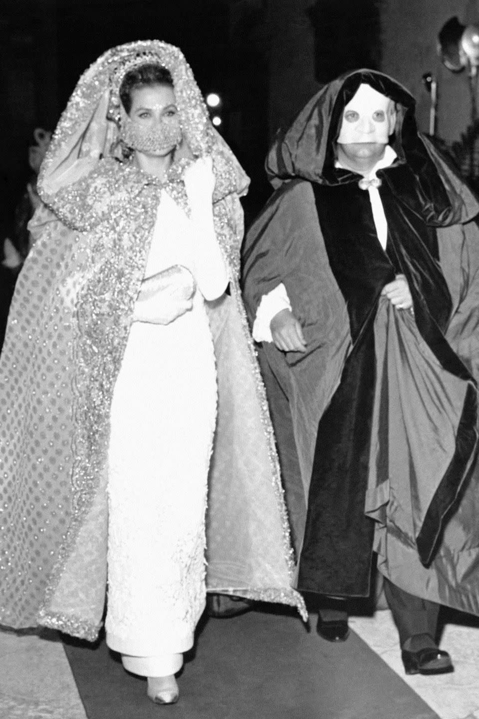 <p>Princess Grace and Prince Rainier of Monaco arriving in masks to a costume ball in Venice, Italy.</p>