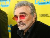 <p>Ebenfalls ein Star, der finanziell tief gefallen ist: Burt Reynolds verlor sein Vermögen nach der Scheidung von Loni Anderson. Im August 2011 wurde sein Haus in Florida zwangsversteigert. Der Schauspieler hatte seit mehr als einem Jahr nicht mehr dafür gezahlt. (Bild-Copyright: Jack Plunkett/Invision/AP) </p>