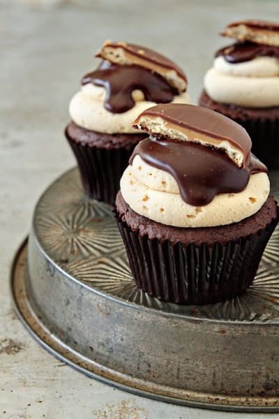 Tagalong Cupcakes