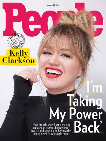 Kelly Clarkson on the cover of PEOPLE