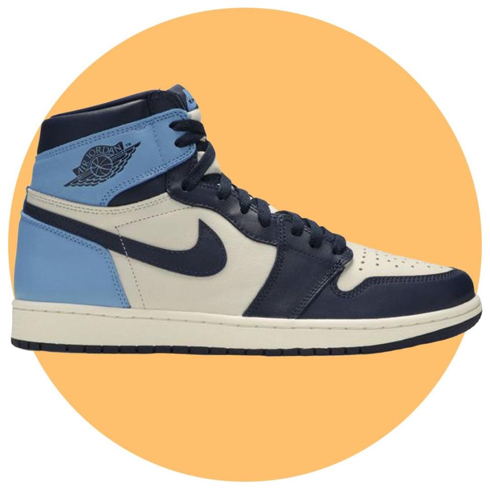 Air Jordan 1 Retro High OG "Obsidian"