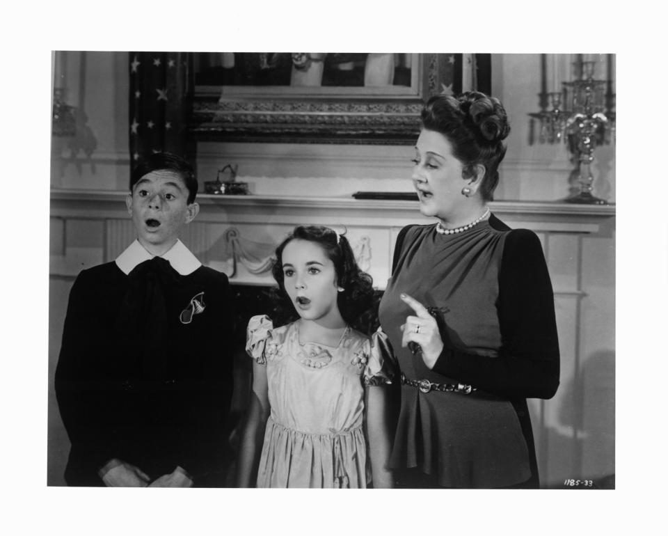 Su primera película fue ‘There's One Born Every Minute’ (1942) donde, además de actuar, demostró su talento para cantar. (Foto: Universal / Getty Images).