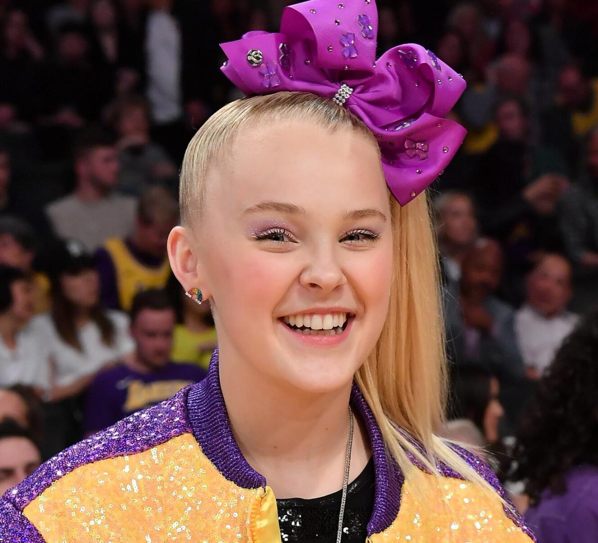 Jojo Siwa Cant Stop Gushing Over How Happy She Is Since Coming Out 7758