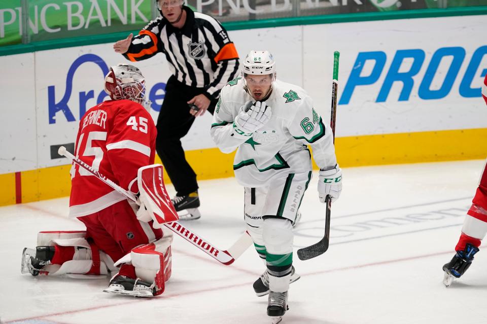 Detroit Red Wings goaltender Jonathan Bernier (45) sits by the net after Dallas Stars center Tanner Kero (64) scored a goal in the first period at American Airlines Center in Dallas on Tuesday, April 20, 2021.