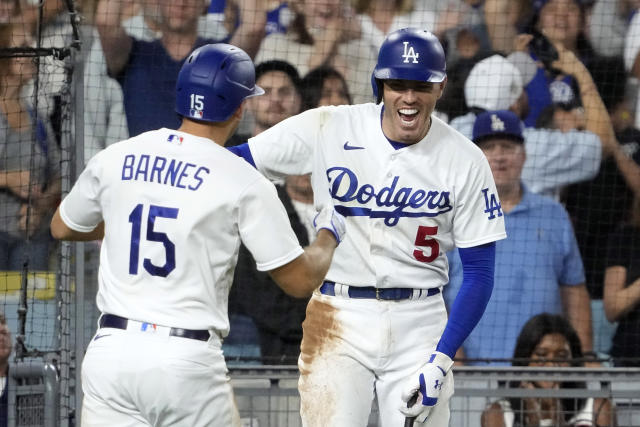 Barnes homers for first time in nearly a year, Dodgers beat Brewers 1-0 for  11th straight victory