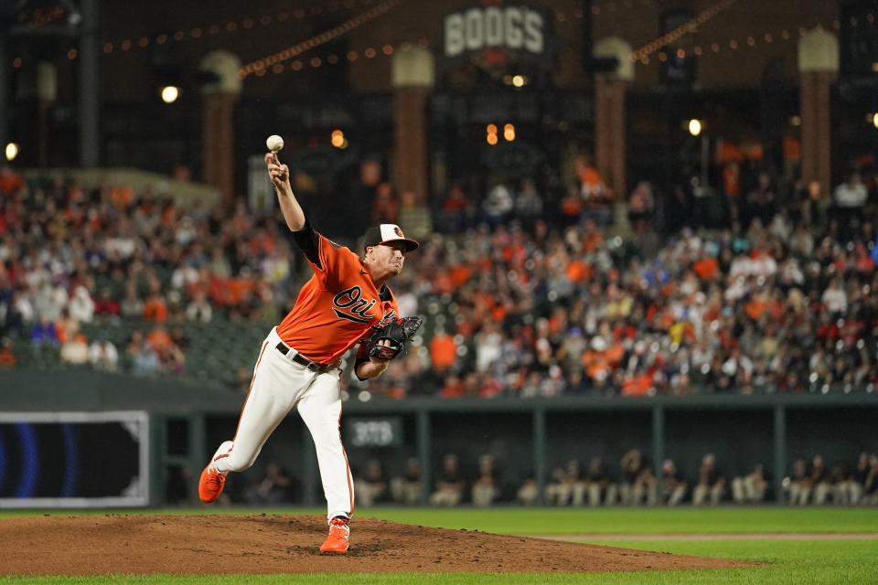 Baltimore Orioles starting pitcher Kyle Gibson throws to the Boston Red Sox during the second inning of a baseball game, Saturday, Sept. 30, 2023, in Baltimore. (AP Photo/Julio Cortez)