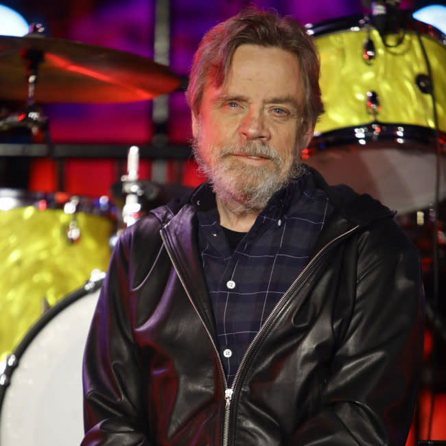 Revela Mark Hamill el papel favorito de su padre, y no era Star Wars credit:Bang Showbiz