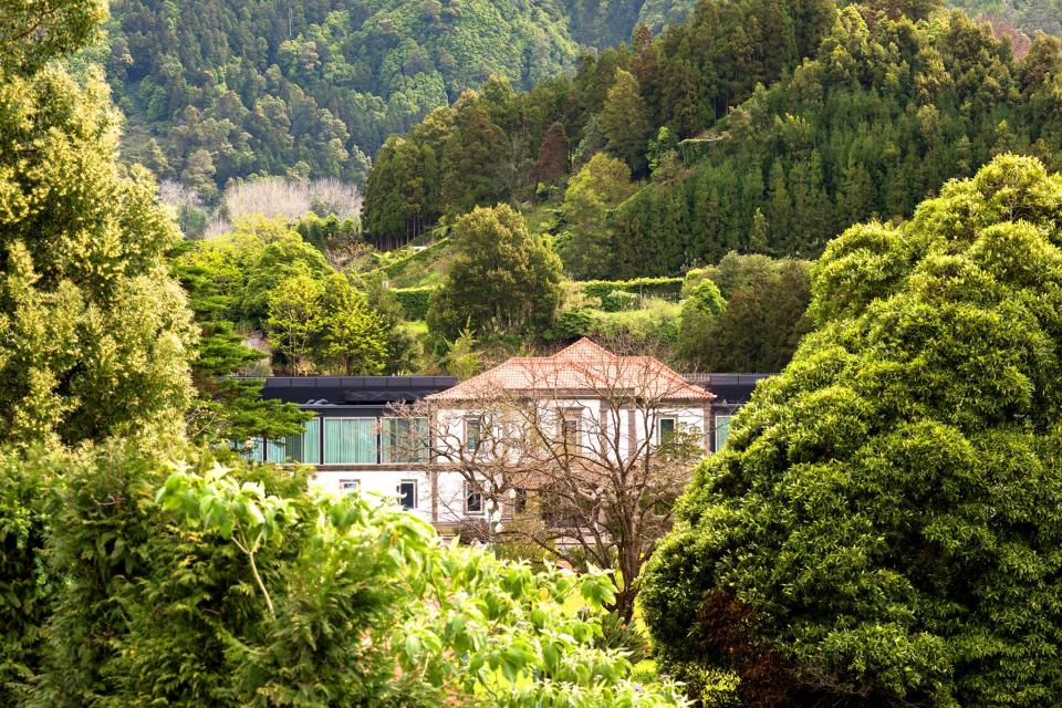 Furnas Boutique Hotel - NICK BAYNTUN