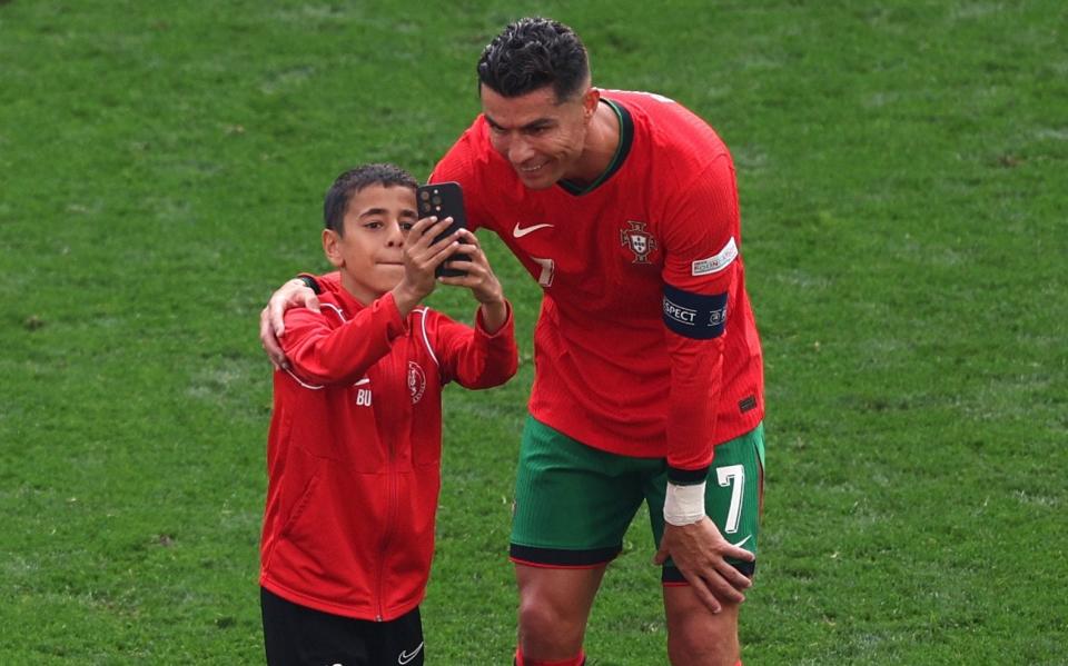 ROnaldo and kid