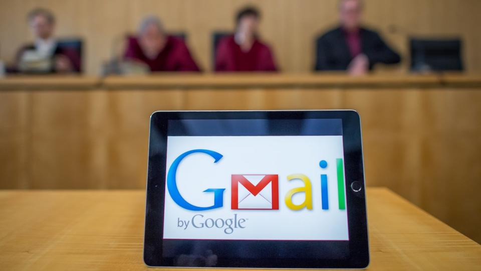 Die Bundesnetzagentur will seit 2012 erreichen, dass Google Gmail bei ihr als Telekommunikationsdienst anmeldet. Foto: Guido Kirchner