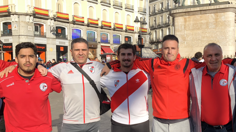 River Plate fans in Madrid before Sunday’s Copa Libertadores final (Sportsbeat)