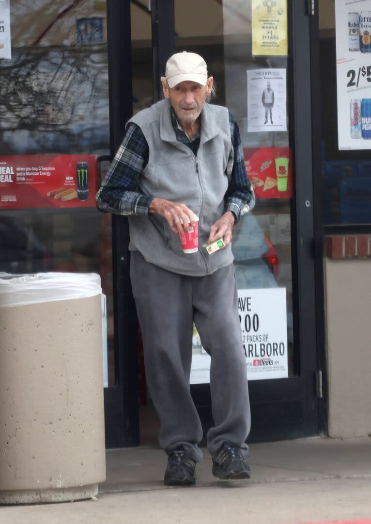 El actor, uno de los íconos de Hollywood del siglo pasado, cumplió 94 años en enero