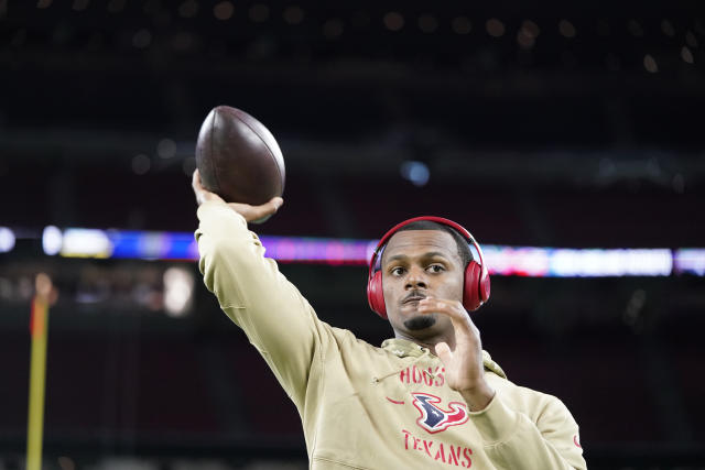 Houston Texans quarterback Deshaun Watson (4) throws a pass during an NFL  joint training camp football practice with the Detroit Lions Wednesday,  Aug. 14, 2019, in Houston. (AP Photo/David J. Phillip Stock