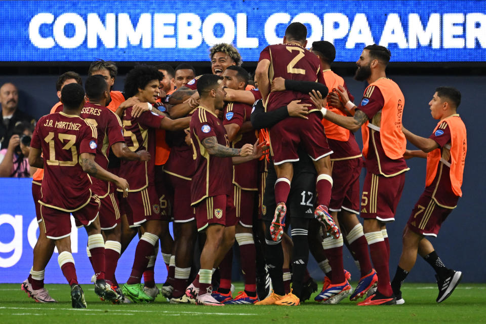 Copa América: Venezuela venció a México 1-0 para reservar un lugar en los cuartos de final.