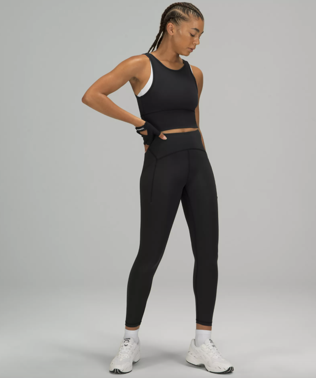 Outlet haul and try on..featuring 'power Thru HR tight' : r/lululemon