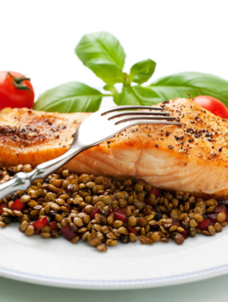 Lentils and fish are two foods that can help fend off allergy symptoms.