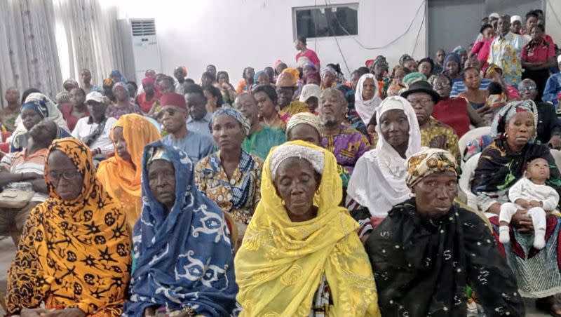 Thousands in Cote d’Ivoire received food donations from the Light the World initiative. 