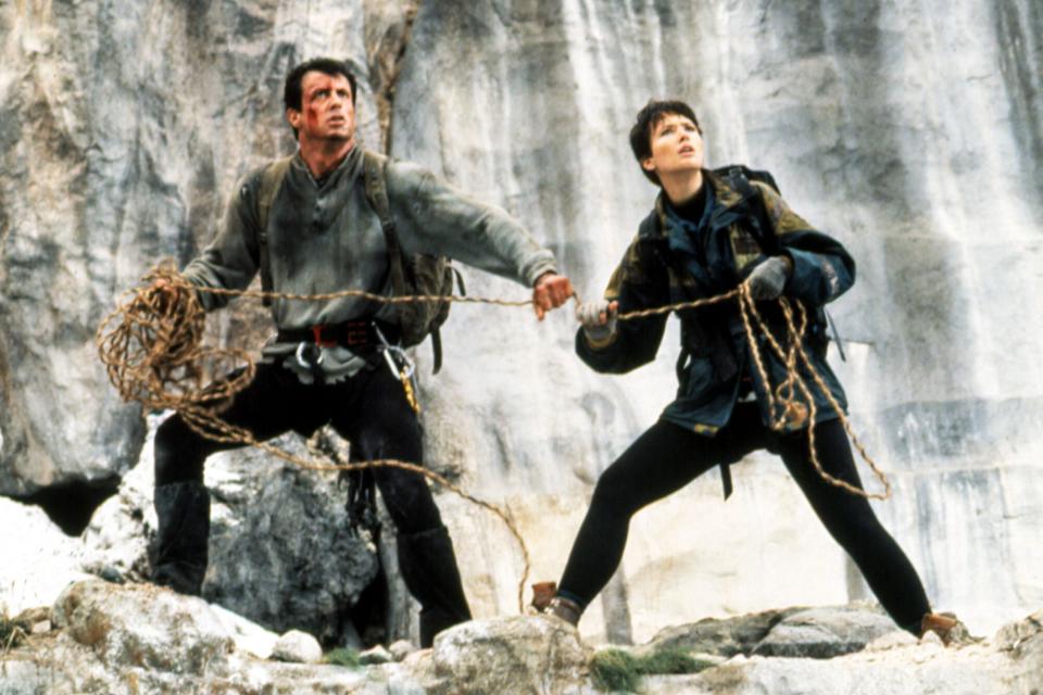 CLIFFHANGER, Sylvester Stallone, Janine Turner, 1993