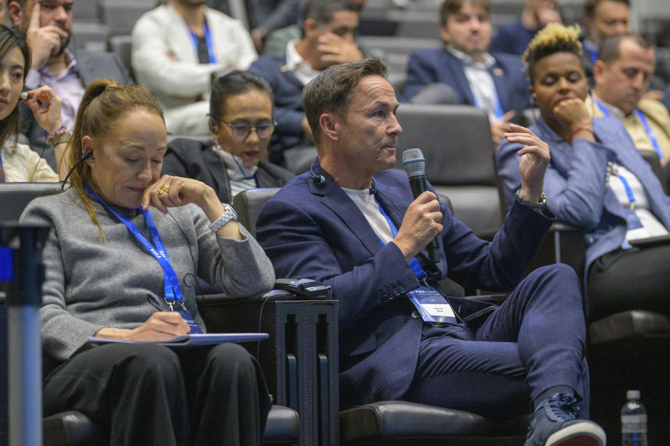 Como 1907 Board Member Dennis Wise during the FIFA Diploma in Club Management 2024 session at the Home of FIFA on May 28, 2024 in Zurich, Switzerland. World Cup and Champions League winners have been learning about the soccer industry this week at FIFA alongside club founders and front office leaders. All were teammates in the classroom this week at the soccer body’s headquarters in Zurich to study all fields of the industry for the FIFA Diploma in Club Management. (Marcio Machado/FIFA via AP)