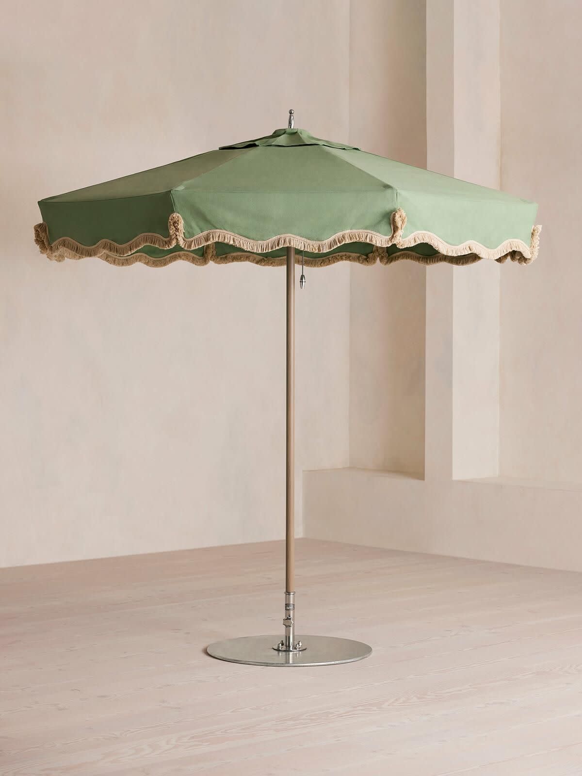 <p><a href="https://go.redirectingat.com?id=74968X1596630&url=https%3A%2F%2Fwww.sohohome.com%2Fus%2Fproducts%2Ftuuci-octagonal-parasol-fringed-sage%2F79973431&sref=https%3A%2F%2Fwww.harpersbazaar.com%2Ffashion%2Ftrends%2Fa60442539%2Fbest-luxury-outdoor-furniture-stores-brands%2F" rel="nofollow noopener" target="_blank" data-ylk="slk:Shop Now;elm:context_link;itc:0;sec:content-canvas" class="link rapid-noclick-resp">Shop Now</a></p><p>Tuuci Octagonal Parasol</p><p>sohohome.com</p><p>£5995.00</p>