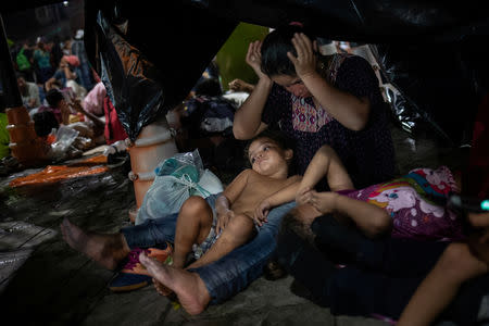 FOTOS | Migrantes toman calles de Huixtla, Chiapas, rumbo a EEUU